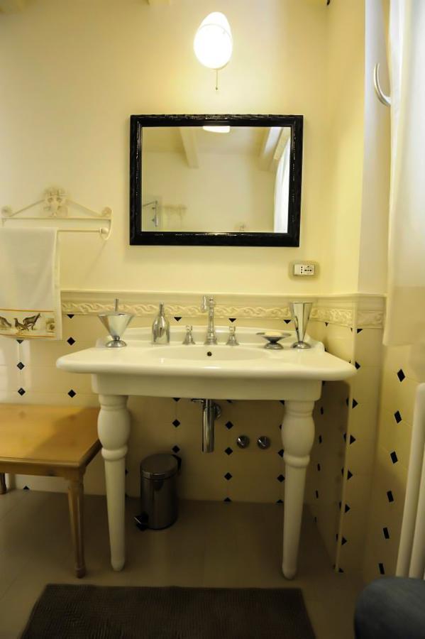 Bed and Breakfast Il Piccolo Giglio Porto SantʼElpidio Exterior foto